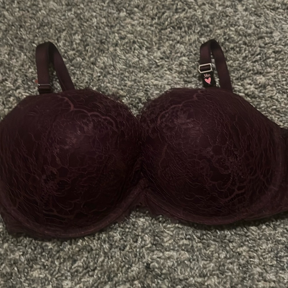 NWT Victoria secret bra